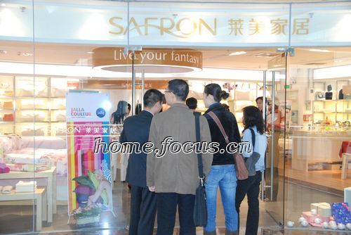 ղ��£��ݳ�Ʒ��(j��ng)�I�ߵ��ݳޑB(t��i)��