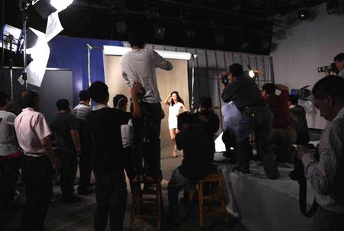 �����zӰ�f(xi��)��(hu��)�c��I(y��)�k(li��n)�x���(d��ng)