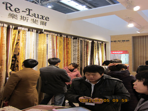 ־�_(d��)�Ҿ����౱��չ����A�����Y(ji��)̖