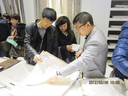 ־�_(d��)�Ҿ����౱��չ����A�����Y(ji��)̖