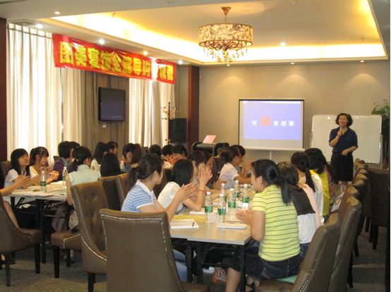 圖美寢飾2012第一期全能導(dǎo)購培訓(xùn)順利開營