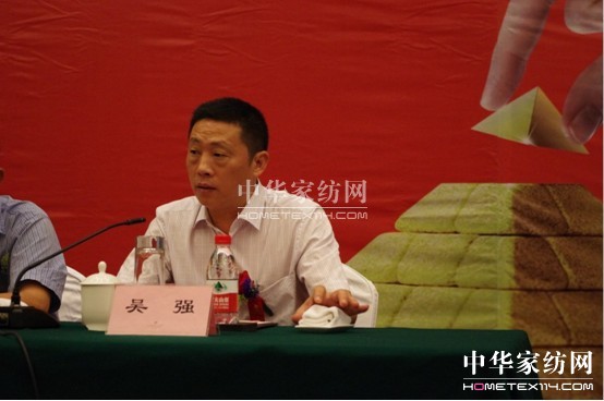 ���Z���ﶬ���A•δ��(l��i)�����̕�(hu��)ʢ���_Ļ