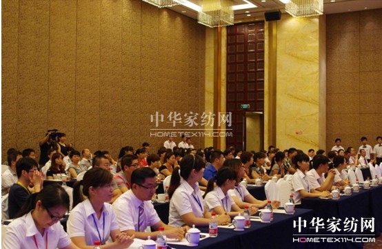 ���Z���ﶬ���A•δ��(l��i)�����̕�(hu��)ʢ���_Ļ