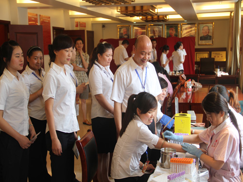 ʢ��F(tu��n)�_չ�����w�z���(d��ng)