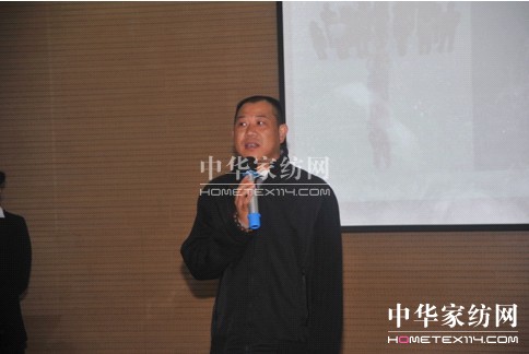 藍(lán)絲羽“2013年成長訓(xùn)練營”正式開班