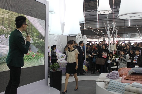 ����Ч��(y��ng)ϯ���Ҽ���չ��(hu��)�٬F(xi��n)�߳�