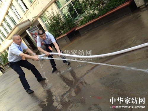 ء_L(fng)nʢ_Ȟ(zi)U