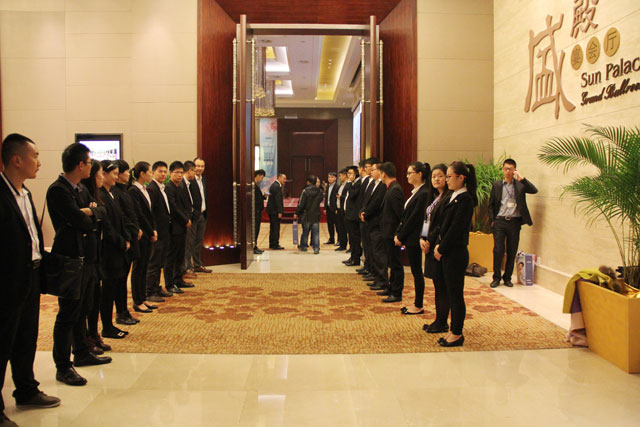 ���_�Ҽ�2015��������Ʒ�l(f��)����(hu��)����ͨ�`����