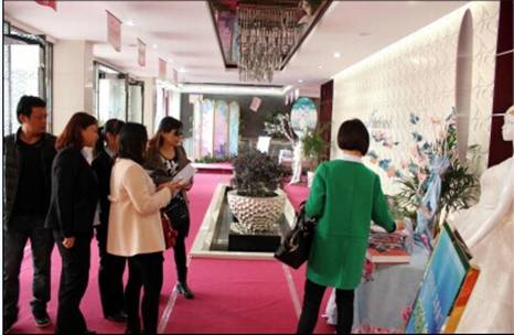 ˍuҼ2015Ʒbp(hu)߽(jng)N(xio)Մ(hu)AM(mn)Y(ji)