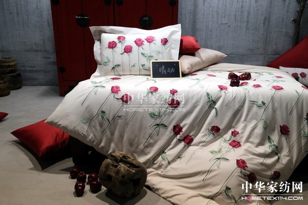 `Ҋ----FEELINGƷưl(f)ڱHˇg(sh)@^(q)e