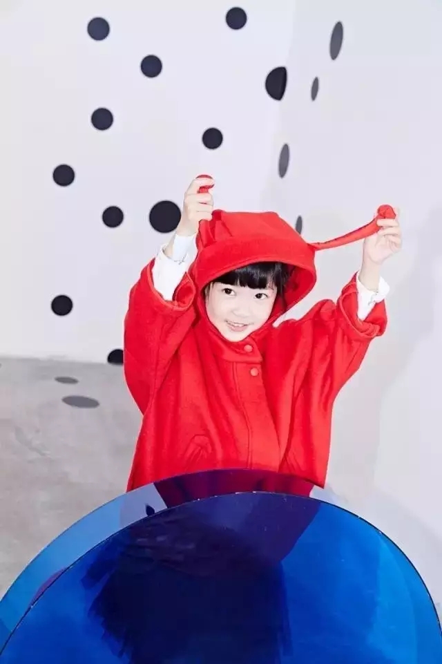 rO(sh)ӋRFASHIONSHOWCASEzɞ麼ݕrƽ_