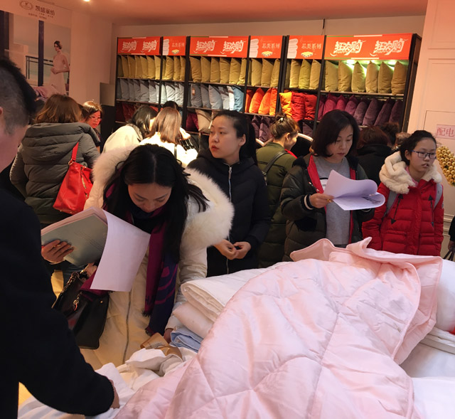 (zhng)һδӛPʢҼ2017һȴ͑(hu)hAMĻ