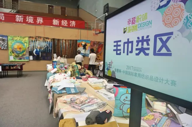 Ҹζϯͨ300Ҽa(chn)ƷŮ