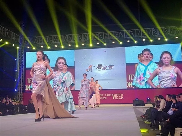 rI(lng)2017ɶҼ•ɶrbݾʆĻ