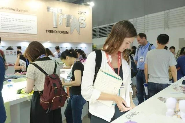 2017_(ti)չչ߿Ƽ(chung)¼ƷAܼýw۽