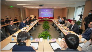 yִδ(li)ҾҾӽI(lng)չQ(mo)ƽ_(ti)