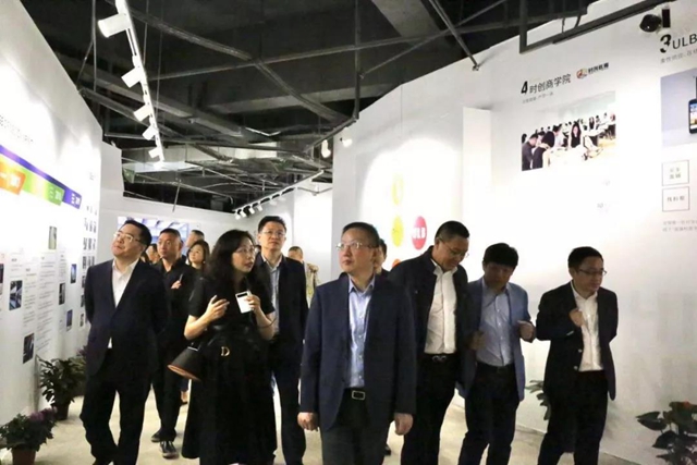 32f(wn)ɽ9000f(wn)ԪʮЇ(gu)Ҽ彻ו(hu)¡_(ki)xͨݼҼa(chn)I(y)1+3¸