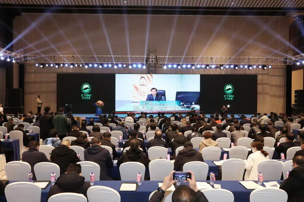 ƽ_YԴͬl(f)չ--ʮ(lin)˴ڽBde