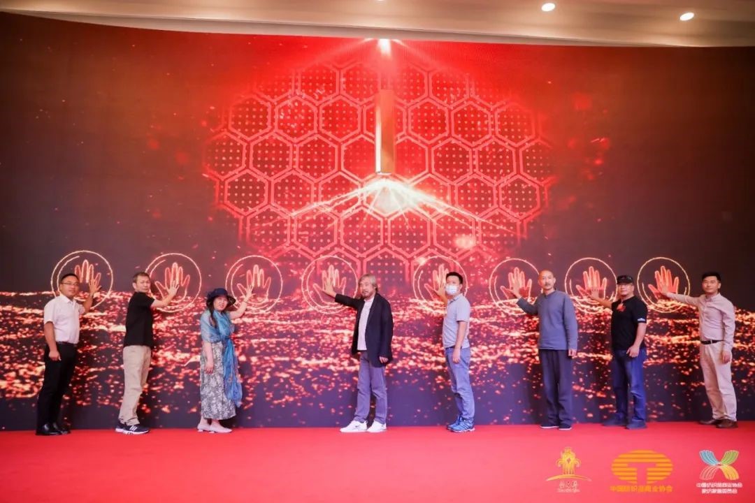 䁾֮͌·(sh)F(xin)|(zh)l(f)չ--2022Ї(yng)朴ͨ¡e