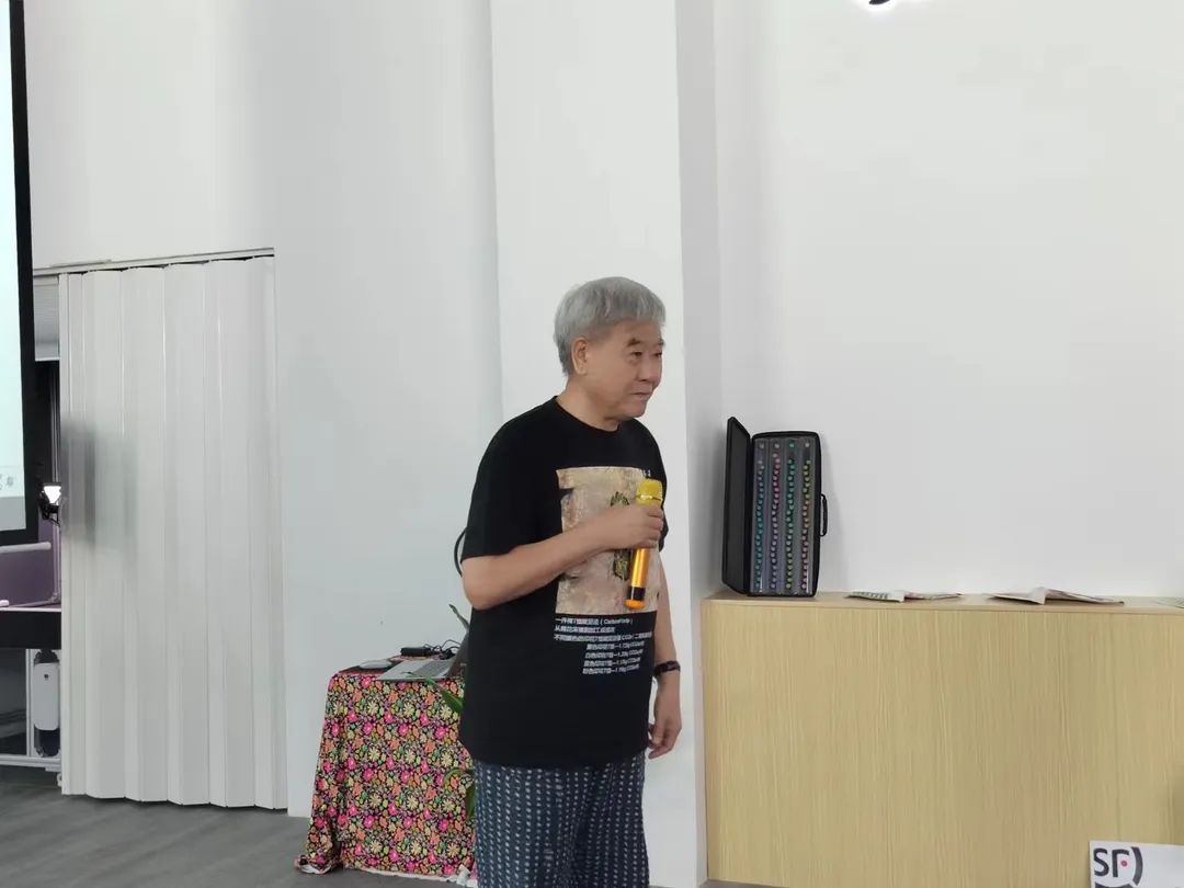 ʼƷ(sh)aӡˇչʾĳɹĻF(xin)l(f)ذƷ