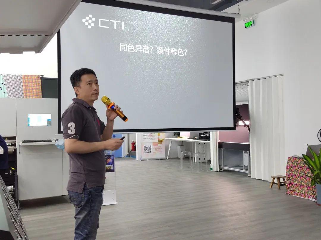 ʼƷ(sh)aӡˇչʾĳɹĻF(xin)l(f)ذƷ