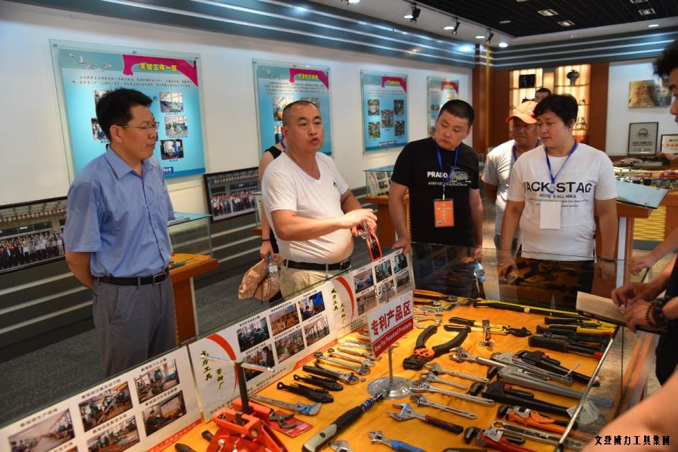 淄博參觀_14.jpg 祥鴻物資公司經銷商參觀威力集團(圖13)