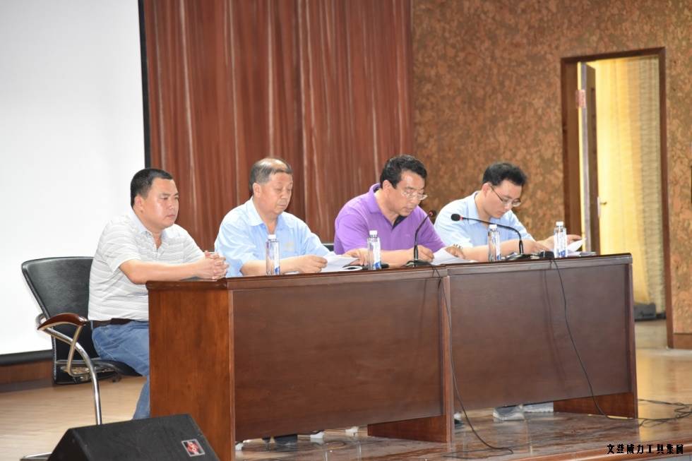 金藍領(lǐng)培訓典禮_05.JPG 威力工具開展職工金藍領(lǐng)技能培訓(圖4)