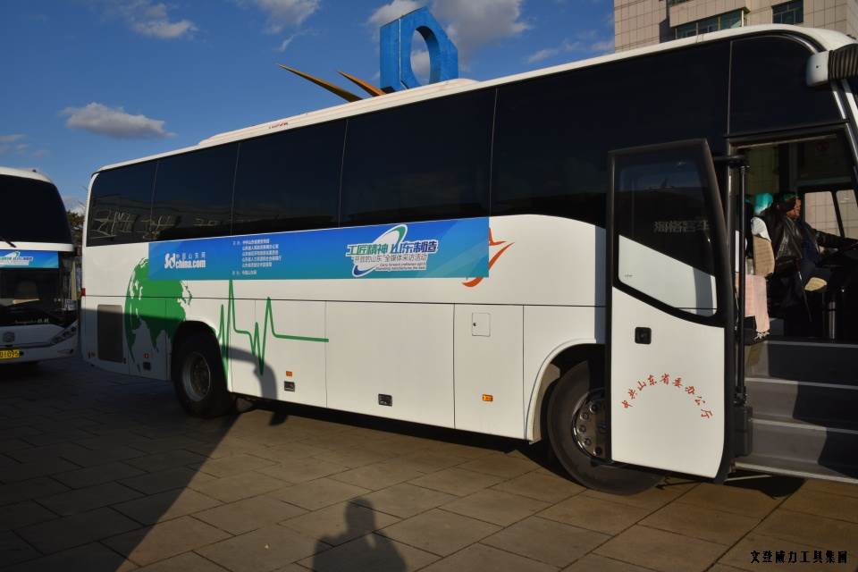 山東網(wǎng)記者采訪團_15.JPG “工匠精神 山東制造”全媒體采訪團蒞臨威力工具(圖12)