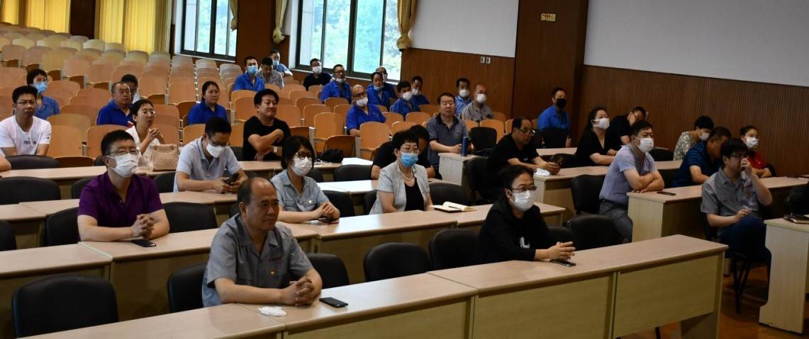 “不忘初心牢記使命”主題黨課活動(圖2) “不忘初心牢記使命”主題黨課活動(圖2)